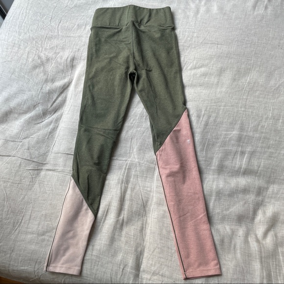 WE OVER ME Synergy Leggings Green Olive Pink XS - Picture 3 of 10